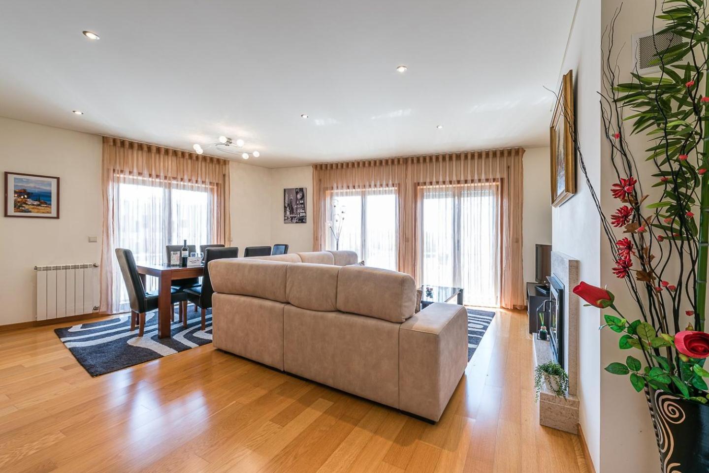 Guestready - Luxe Living By The Pool Apartment Povoa de Varzim Luaran gambar