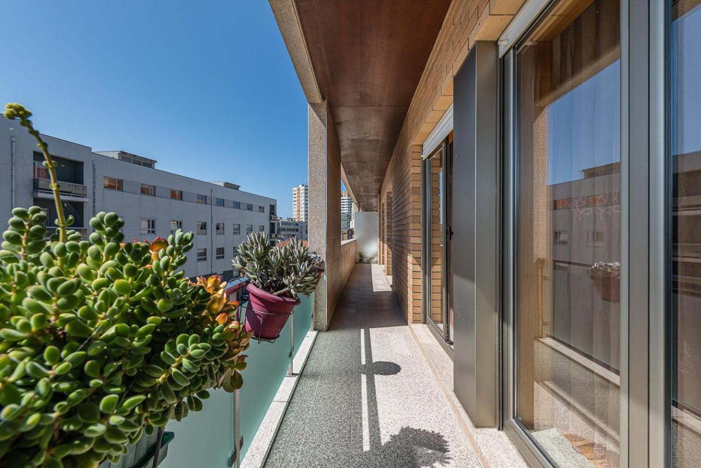 Guestready - Luxe Living By The Pool Apartment Povoa de Varzim Luaran gambar